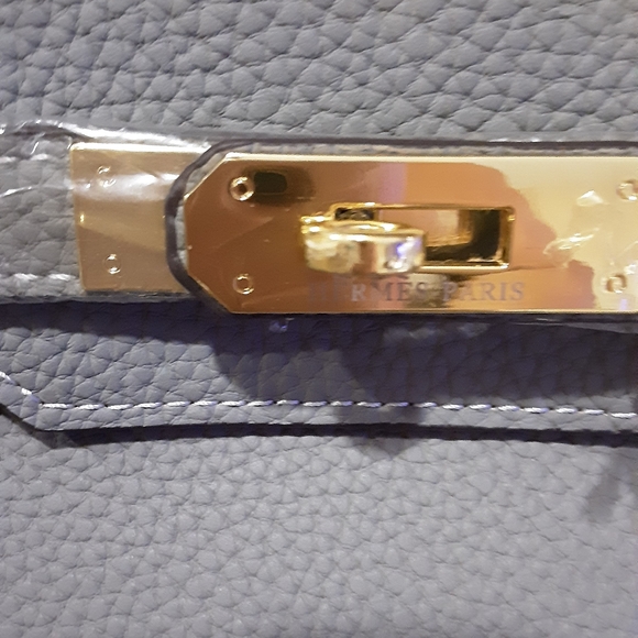 High End Purse - Picture 3 of 5